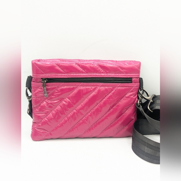 Think Royln Downtown Crossbody Bag Glossy Fuchsia Pink Quilted Puffer Purse - Picture 5 of 9